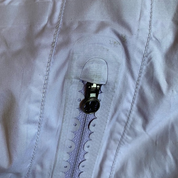 Lululemon Run Essential Jacket - Picture 2 of 11